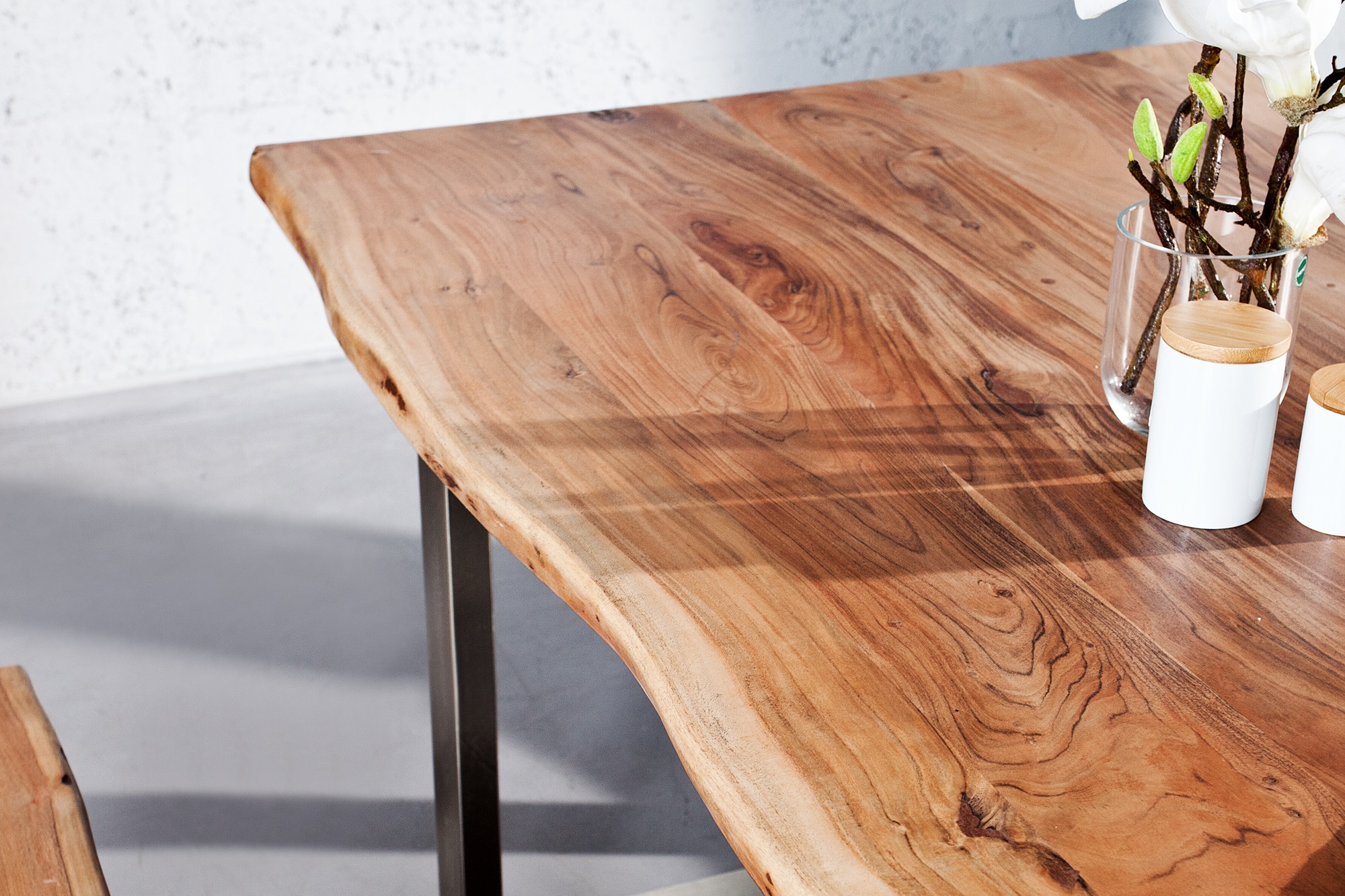 massief houten boomstam tafel meubeldeals.nl
