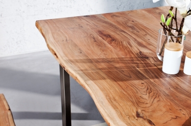 massief houten boomstam tafel